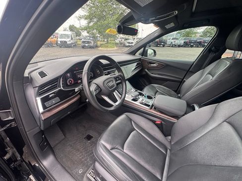 Used 2020 Audi Q7 3.0T Premium Plus w/ Premium Plus Package AWD/4WD image 10