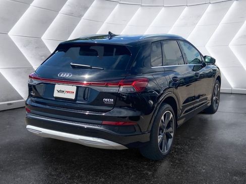 Used 2022 Audi Q4 e-tron Premium Plus AWD/4WD image 4