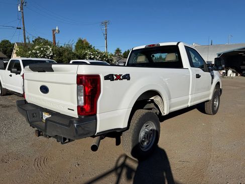 Used 2017 Ford F250 XL w/ Power Equipment Group AWD/4WD image 2