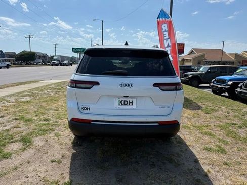 New 2026 Jeep Grand Cherokee L Limited AWD/4WD image 6