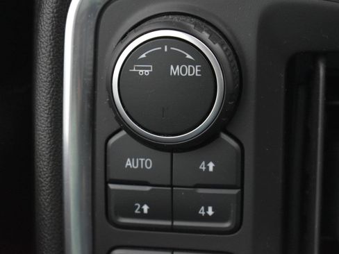 Used 2021 Chevrolet Silverado 1500 LTZ w/ Z71 Off-Road Package AWD/4WD image 20