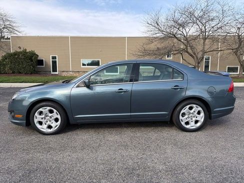 Used 2011 Ford Fusion SE w/ 202A Rapid Spec Order Code image 4