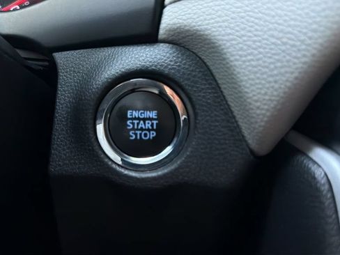 Used 2022 Toyota RAV4 XLE Premium FWD image 26