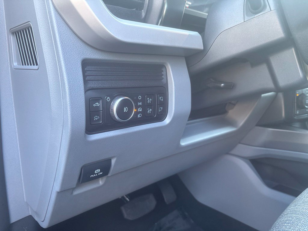 Used 2026 Ford F250 XLT w/ XLT Premium Package AWD/4WD image 17