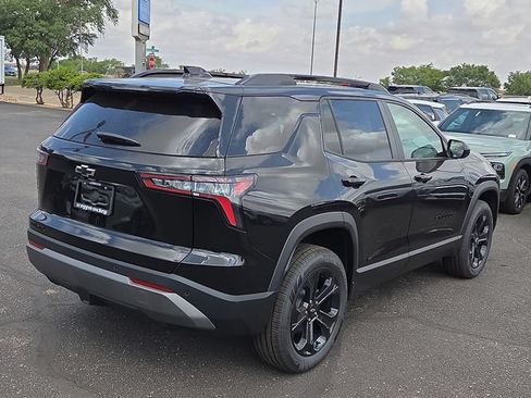 New 2026 Chevrolet Equinox LT w/ Midnight Edition FWD image 4