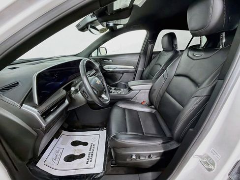 Used 2024 Cadillac XT4 Premium Luxury w/ Active Safety Package AWD/4WD image 21