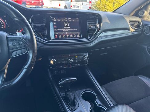 Used 2021 Dodge Durango GT image 25