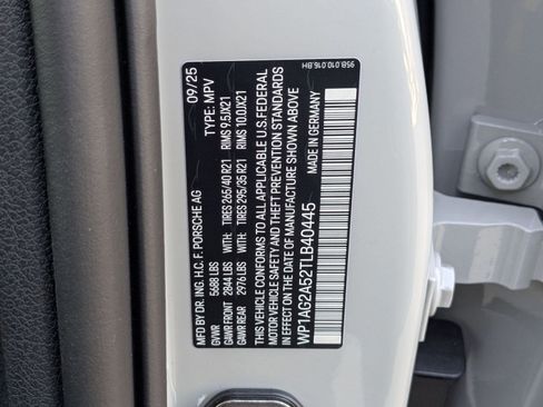 New 2026 Porsche Macan S image 30