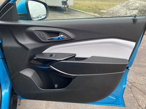 New 2026 Chevrolet Trax LT w/ Sunroof Package image 20