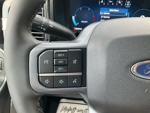 New 2026 Ford F250 Lariat w/ Chrome Package AWD/4WD image 21