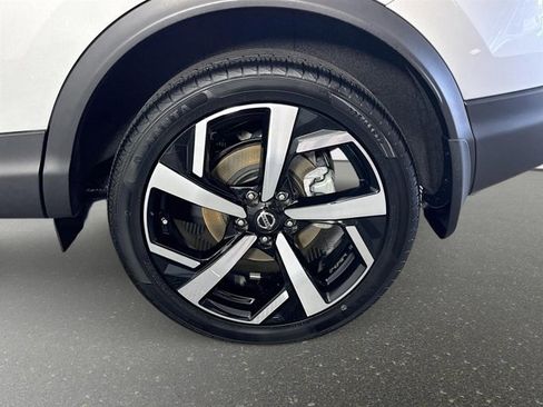 Certified 2021 Nissan Rogue Sport SL w/ Premium Package image 31