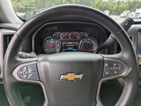 Used 2018 Chevrolet Silverado 1500 LT w/ All Star Edition image 25