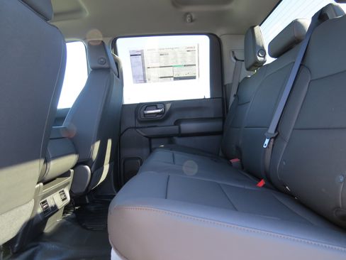 New 2025 GMC Sierra 2500 Pro w/ Convenience Package image 17