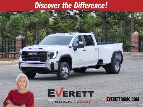 New 2026 GMC Sierra 3500 Pro image 1