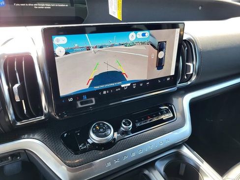 New 2026 Ford Expedition Platinum w/ Stealth Performance Package image 6