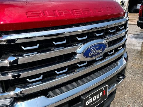 Used 2025 Ford F350 Lariat w/ Lariat Ultimate Package AWD/4WD image 30