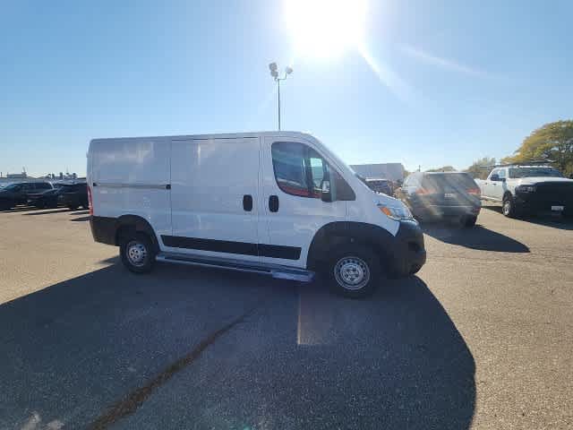 Used 2025 RAM ProMaster 2500 w/ U-Haul Equipment Group FWD image 13