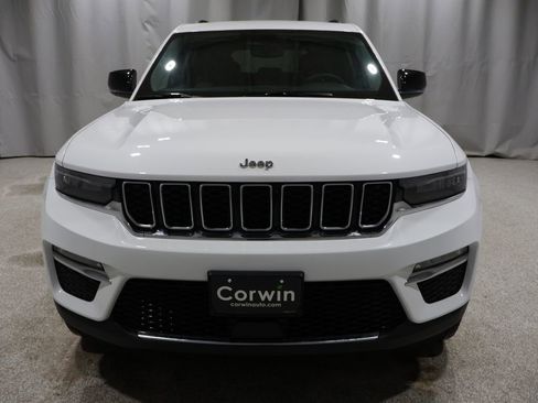Used 2024 Jeep Grand Cherokee Limited image 6