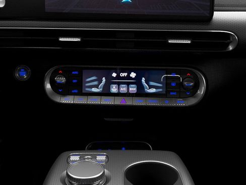 New 2025 Genesis GV60 Advanced image 14