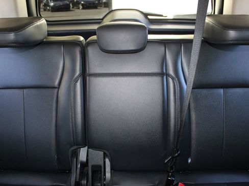 Used 2023 Ford Expedition Max XLT image 21