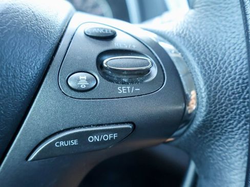 Used 2022 Nissan Murano SV image 13