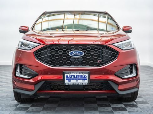 Used 2019 Ford Edge ST w/ Equipment Group 401A AWD/4WD image 2