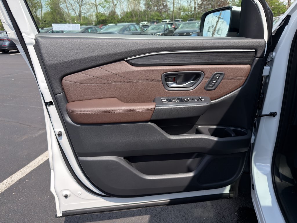 New 2026 Honda Pilot Touring image 18