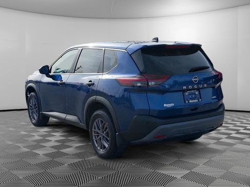 Used 2023 Nissan Rogue S image 4