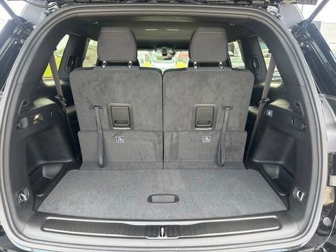 New 2026 Jeep Grand Cherokee L Laredo RWD image 10