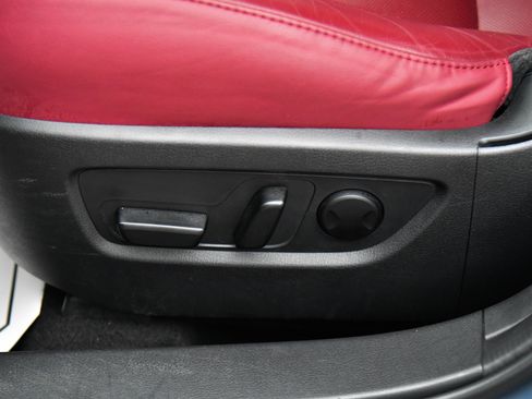 Used 2024 MAZDA CX-30 AWD 2.5 S w/ Preferred Package image 17