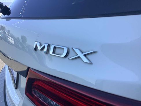 Used 2017 Acura MDX SH-AWD image 6