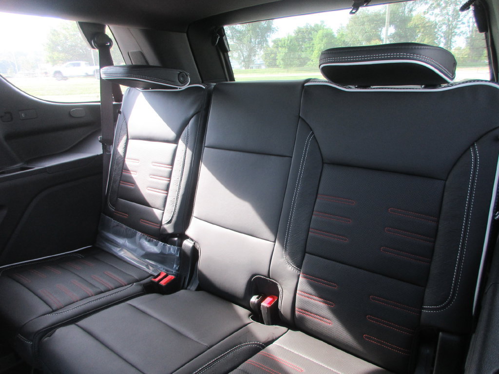 New 2027 GMC Yukon AT4 Ultimate AWD/4WD image 13