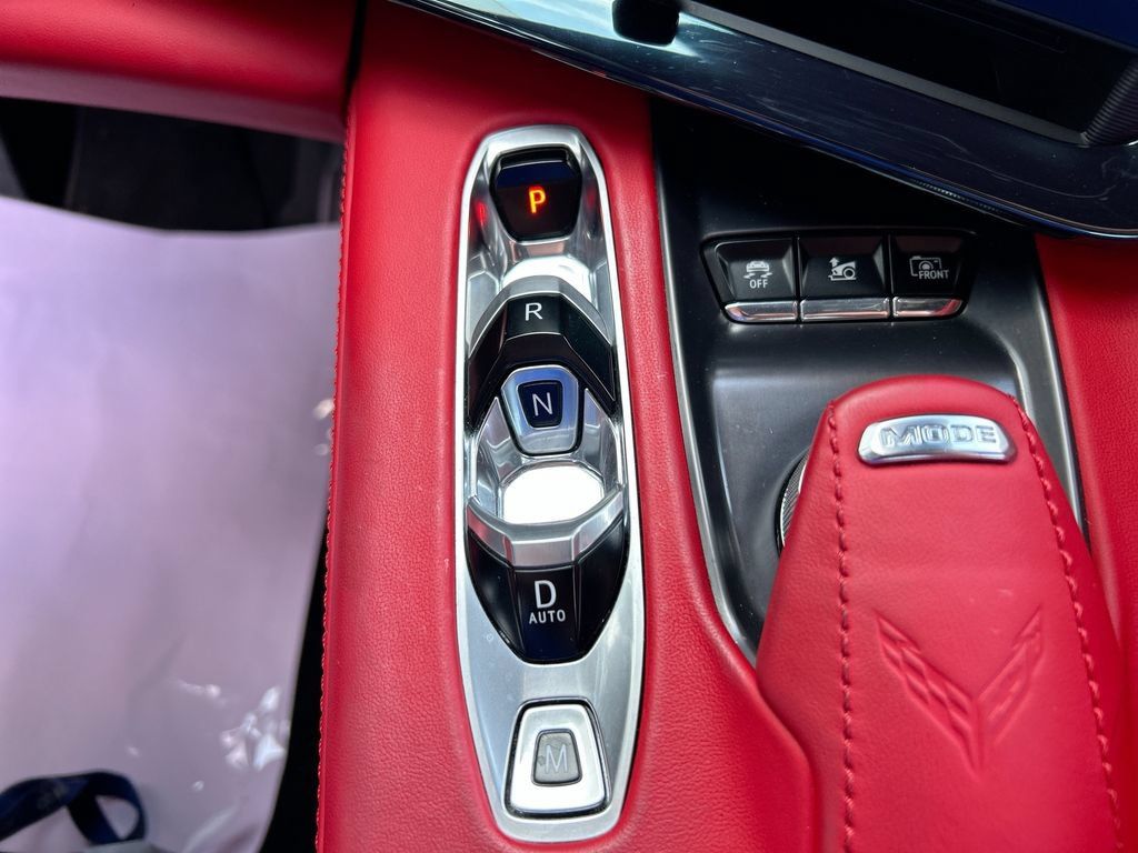 Used 2024 Chevrolet Corvette Stingray Premium Cpe w/ Z51 Performance Package RWD image 20