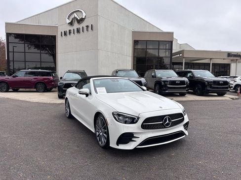Used 2023 Mercedes-Benz E 450 Cabriolet image 1