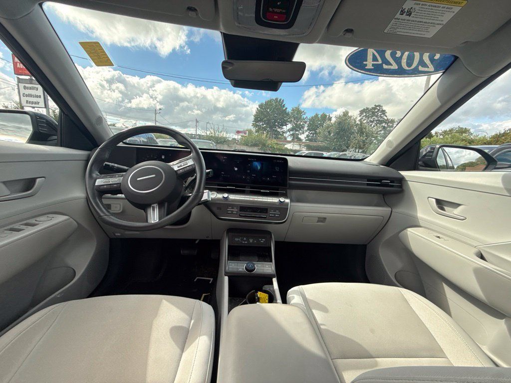 Used 2024 Hyundai Kona SEL w/ Convenience Package AWD/4WD image 19