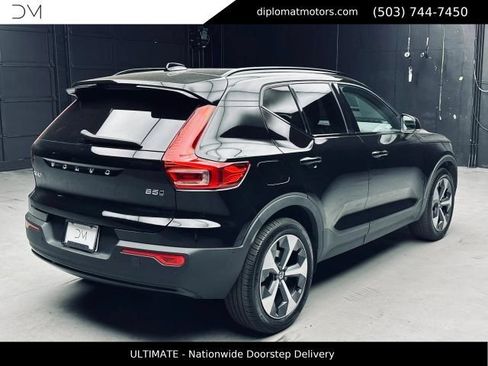 Used 2023 Volvo XC40 B5 Ultimate AWD/4WD image 6