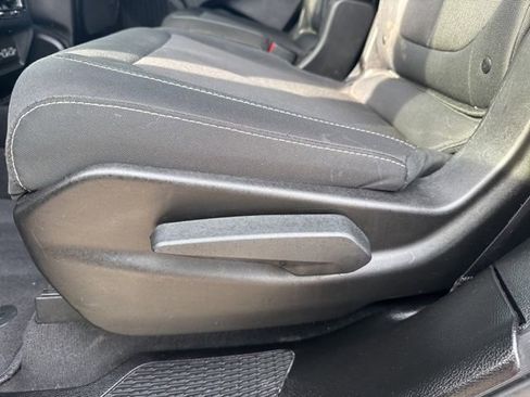 Used 2024 Jeep Grand Cherokee L Laredo w/ Luxury Tech Group I image 27