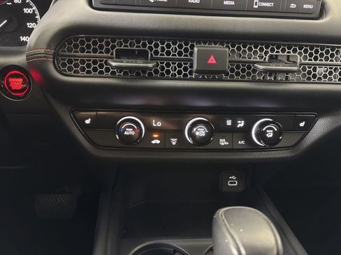 Used 2024 Honda HR-V Sport image 32