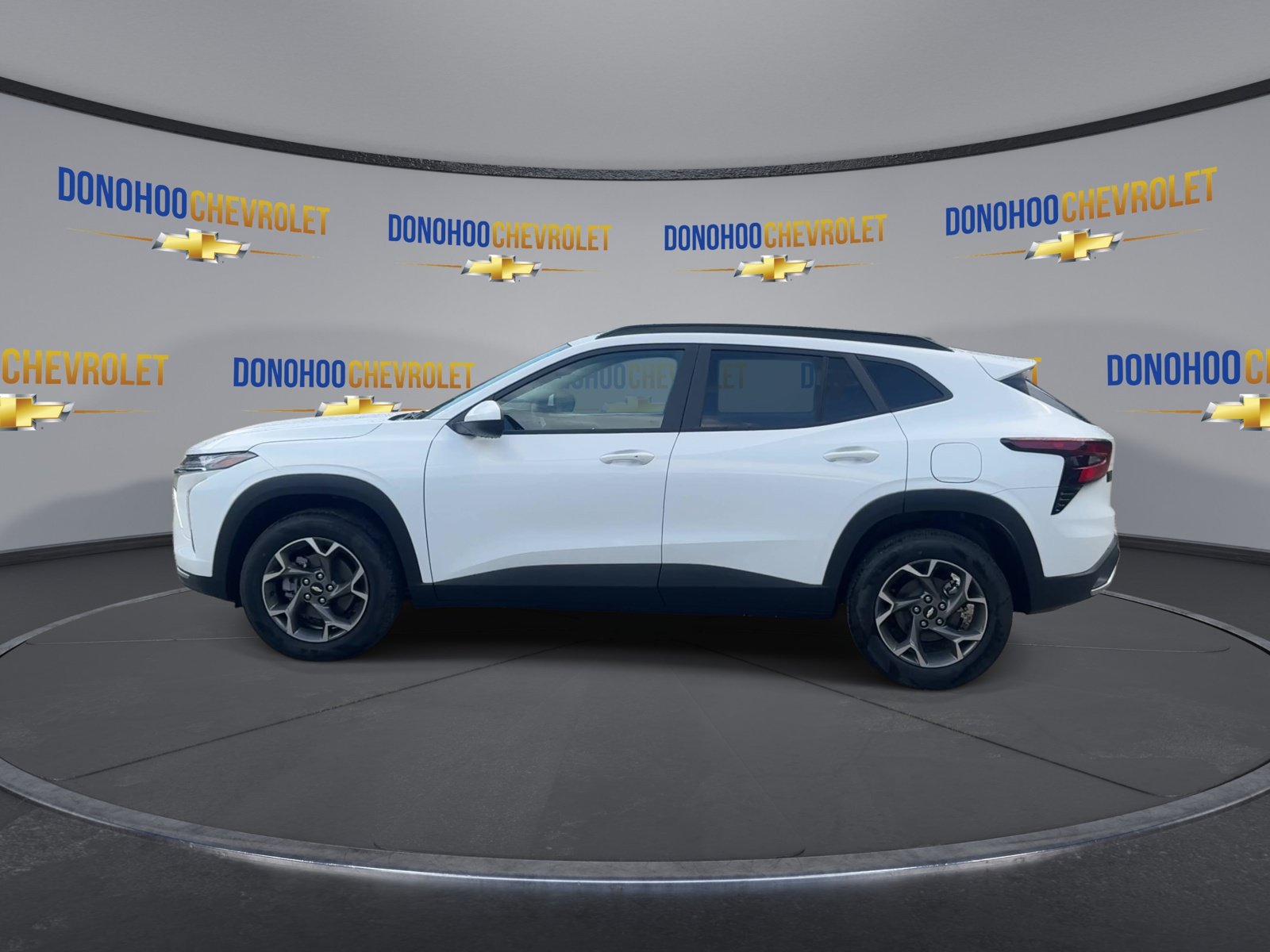 New 2026 Chevrolet Trax LT w/ LT Convenience Package FWD image 8