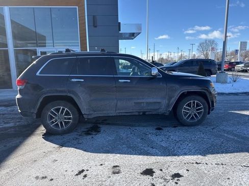 Used 2020 Jeep Grand Cherokee Limited w/ Trailer Tow Group IV image 22