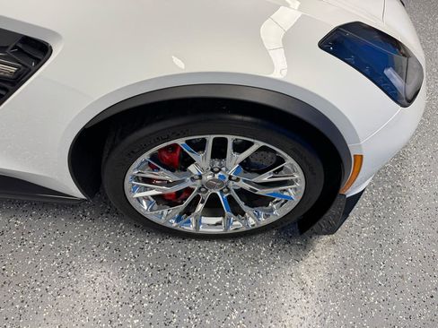 Used 2016 Chevrolet Corvette Z06 w/ 3LZ Preferred Equipment Group RWD image 22