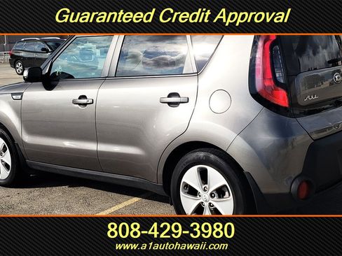 Used 2016 Kia Soul w/ Convenience Package FWD image 3
