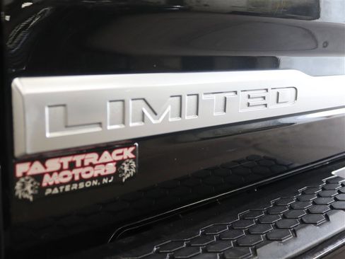 Used 2018 RAM 2500 Limited image 7