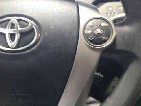 Used 2015 Toyota Prius Three image 5