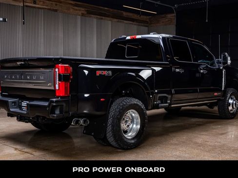 Used 2024 Ford F350 Platinum image 9