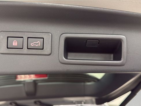 Used 2026 Subaru Forester Touring AWD/4WD image 37