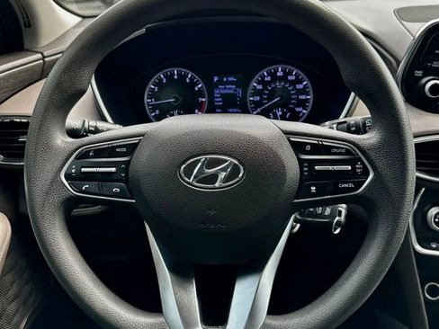 Used 2019 Hyundai Santa Fe SE image 10