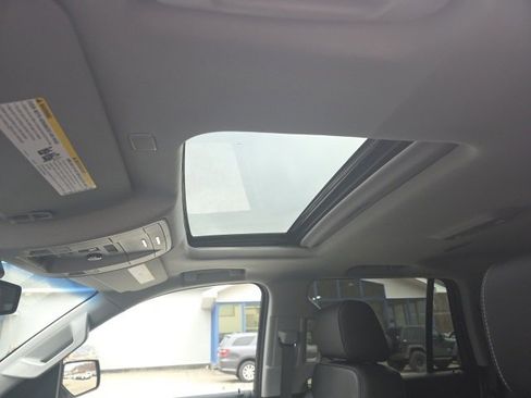 Used 2019 GMC Yukon SLT image 20