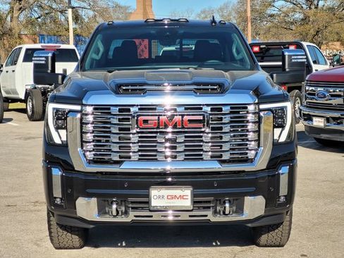 New 2026 GMC Sierra 2500 Denali w/ Denali Reserve Package image 2
