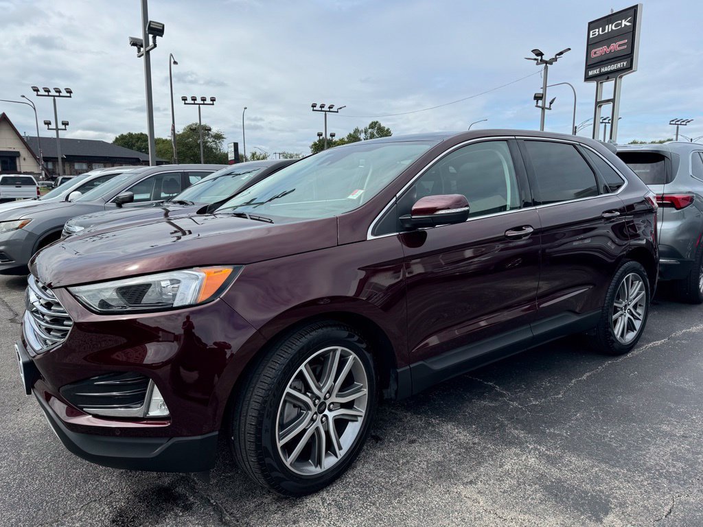 Used 2024 Ford Edge Titanium AWD/4WD image 2